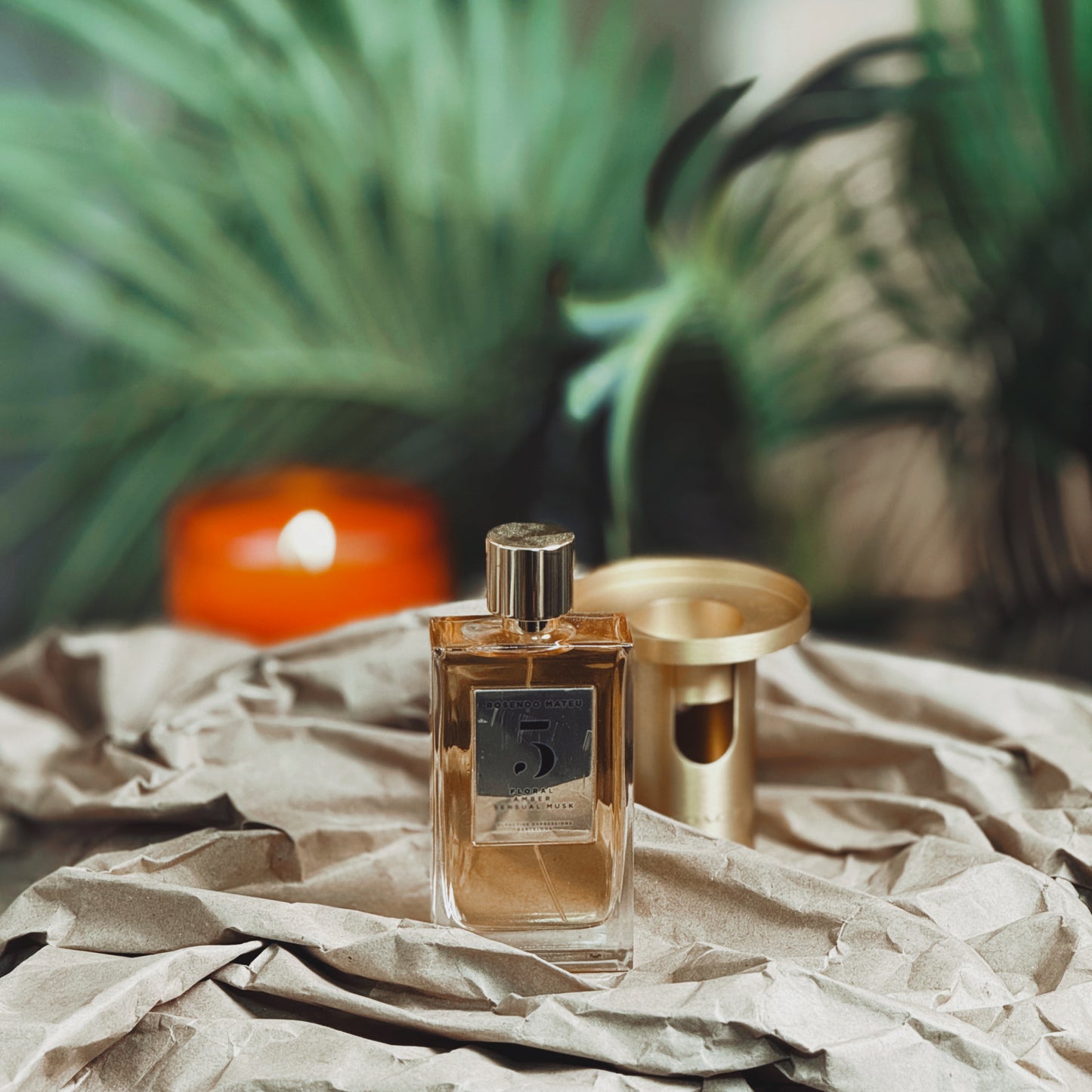 Rosendo Mateu No.5 Floral Amber Sensual Musk EDP