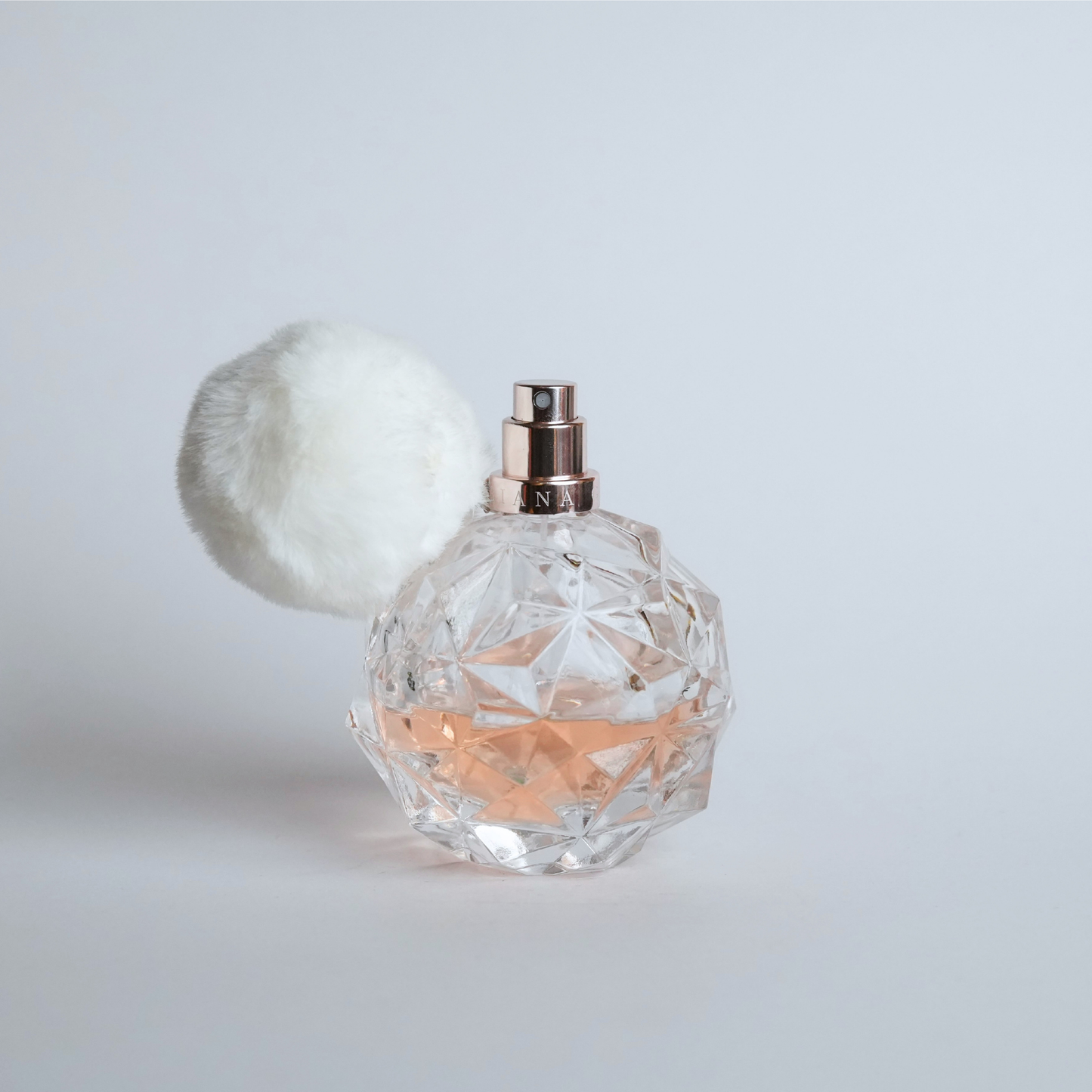 Ariana Grande Ari Eau De Parfum
